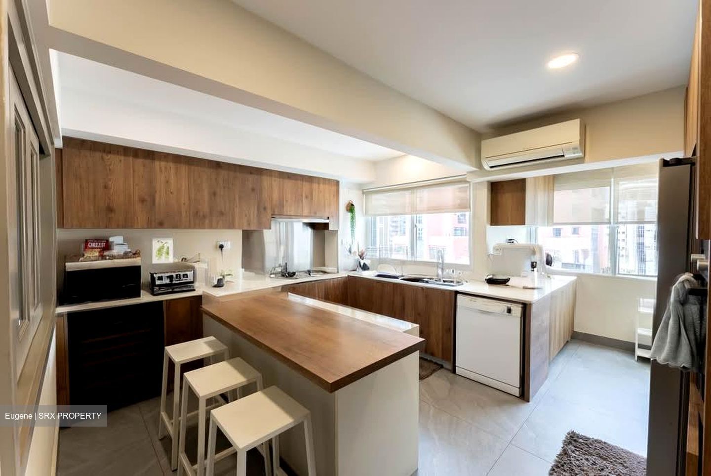 Leonie Towers (D9), Apartment #591892601